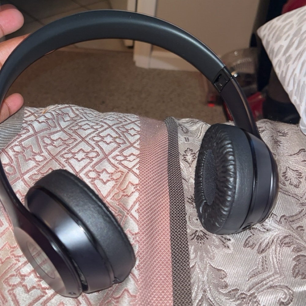 Black Solo Beats 3